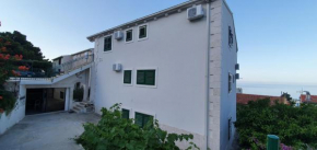 Отель Apartment Villa Mirna  Макарска 